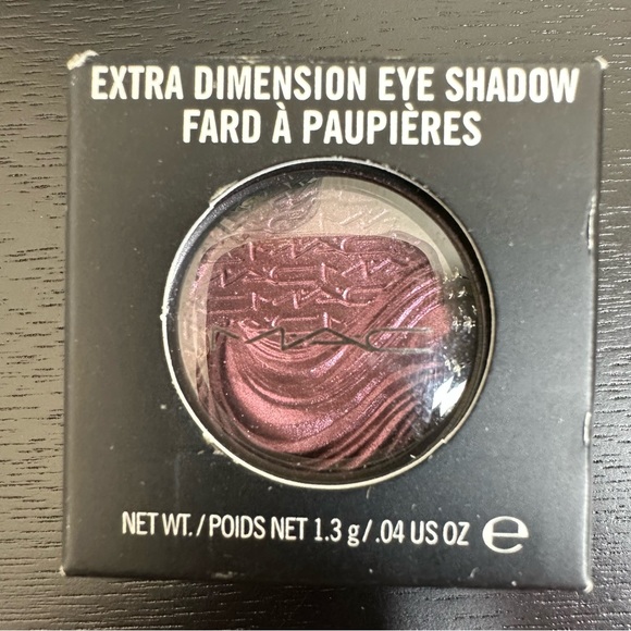 NWOT MAC RICH CORE Extra Dimension Eyeshadow - Picture 3 of 3